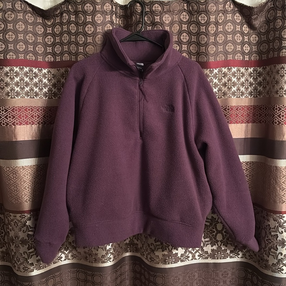North Face Long Sleeved Fleece Pullover- Color Purple.